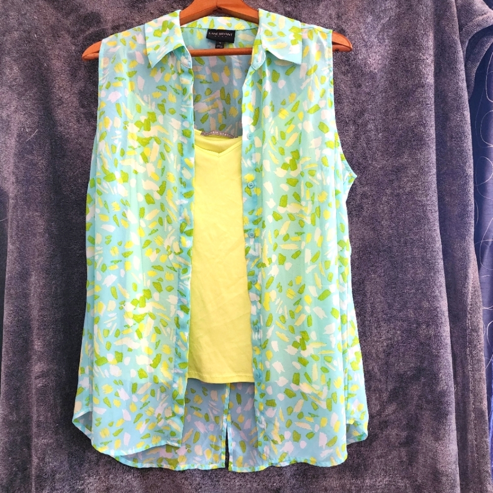 Sleeveless shirt with cami